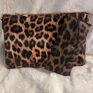 Zipper Pouch Wristlet Fashion Clutch/Crossbody